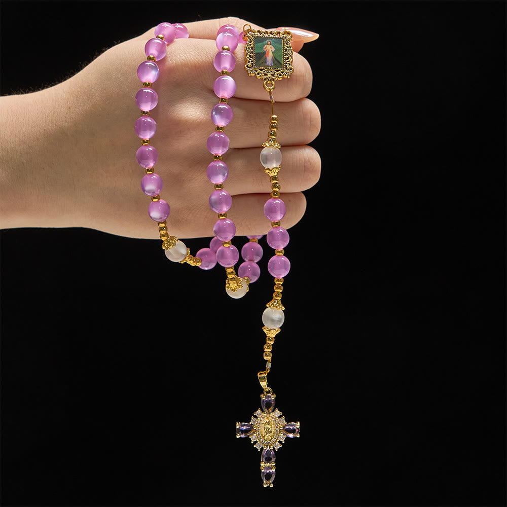 Christianartworkshop Chapelet à perles œil-de-chat violettes avec crucifix orné : emblème de la guidance divine et de la grâce mariale - image 1
