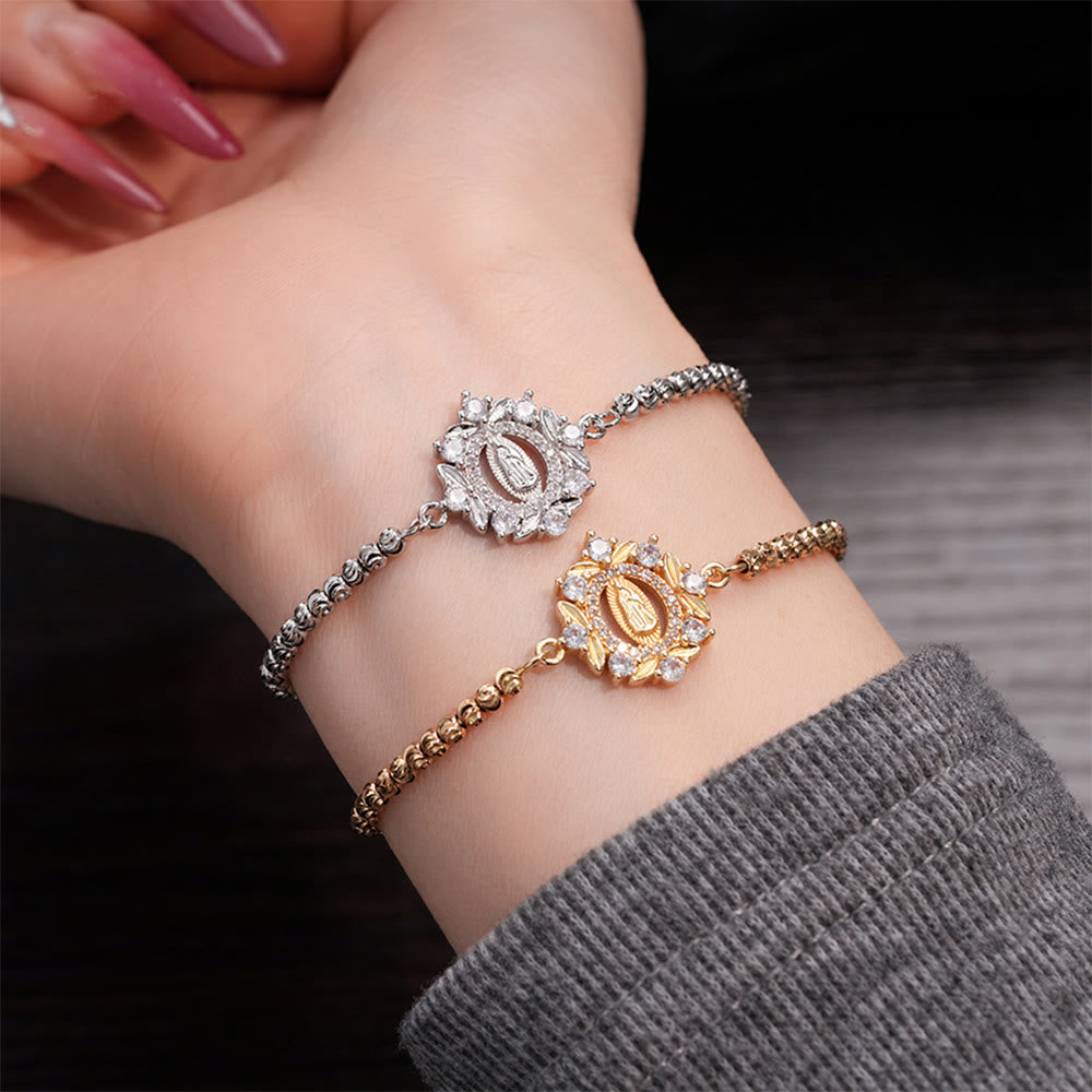 Christianartworkshop Bracelet orné d'une médaille miraculeuse de Notre-Dame et d'un halo de perles en zircon : emblème de protection et de grâce divines - image 0