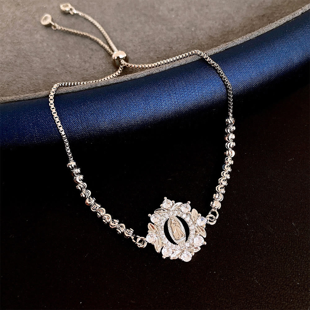 Christianartworkshop Bracelet orné d'une médaille miraculeuse de Notre-Dame et d'un halo de perles en zircon : emblème de protection et de grâce divines - Silver-Hollow - image 1