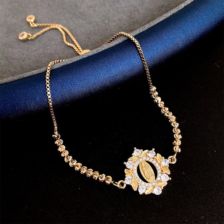 Christianartworkshop Bracelet orné d'une médaille miraculeuse de Notre-Dame et d'un halo de perles en zircon : emblème de protection et de grâce divines - Gold-Hollow - image 2