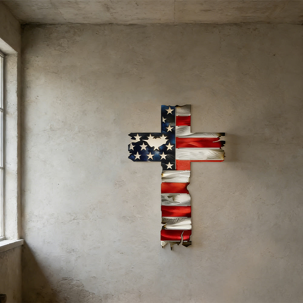 Christianartworkshop Croix patriotique rustique en métal avec drapeau américain : un symbole de foi intrépide - image 0