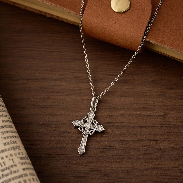 Christianartworkshop Collier Croix Géométrique Étincelante : Symbole d'Espoir Éternel et de Protection Divine - Argent - image 5