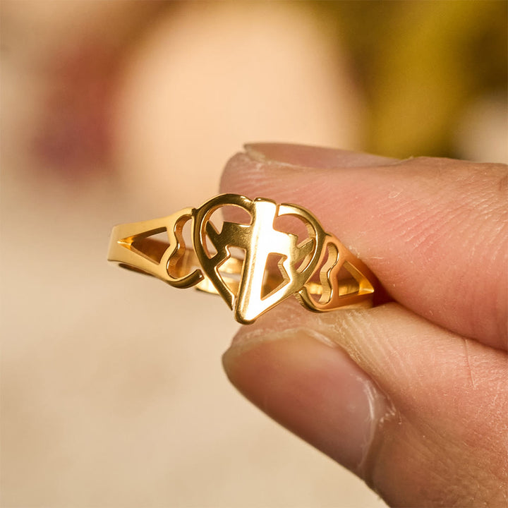 Bague ajustable croix cœur intemporelle de Christianartworkshop : un cadeau de grâce et d'intercession divine - Doré (Convient aux tailles américaines 6 à 9) - image 2