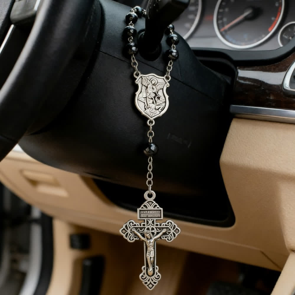 Pendentif de voiture en perle d'hématite avec médaille de Saint Michel et crucifix, créé par Christianartworkshop : un cadeau de protection et de force célestes. - image 5