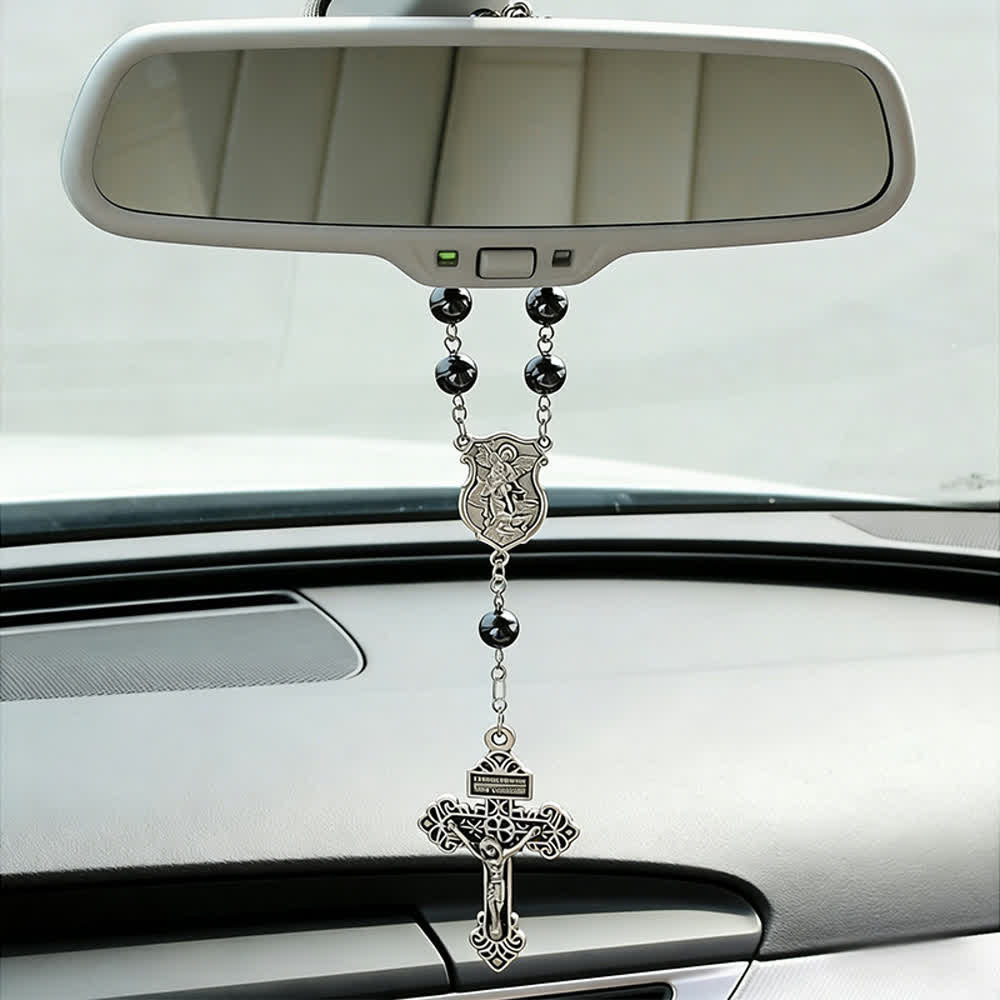 Pendentif de voiture en perle d'hématite avec médaille de Saint Michel et crucifix, créé par Christianartworkshop : un cadeau de protection et de force célestes. - image 4