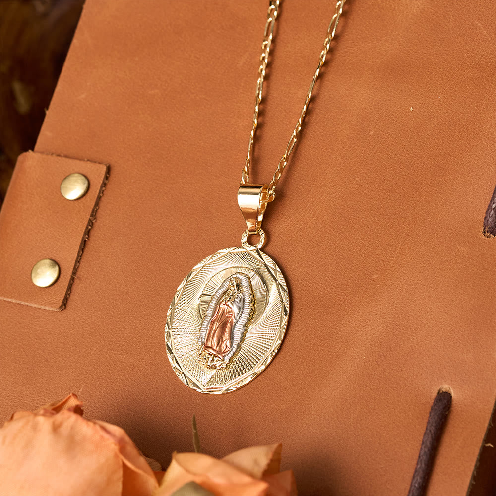 Christianartworkshop Collier médaillon ovale de la Vierge Marie rayonnante, quatre styles : un symbole de bénédiction céleste - image 16