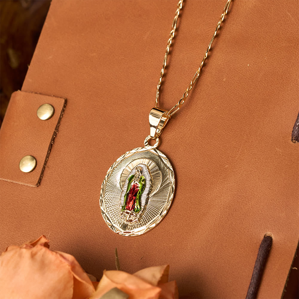 Christianartworkshop Collier médaillon ovale de la Vierge Marie rayonnante, quatre styles : un symbole de bénédiction céleste - image 8