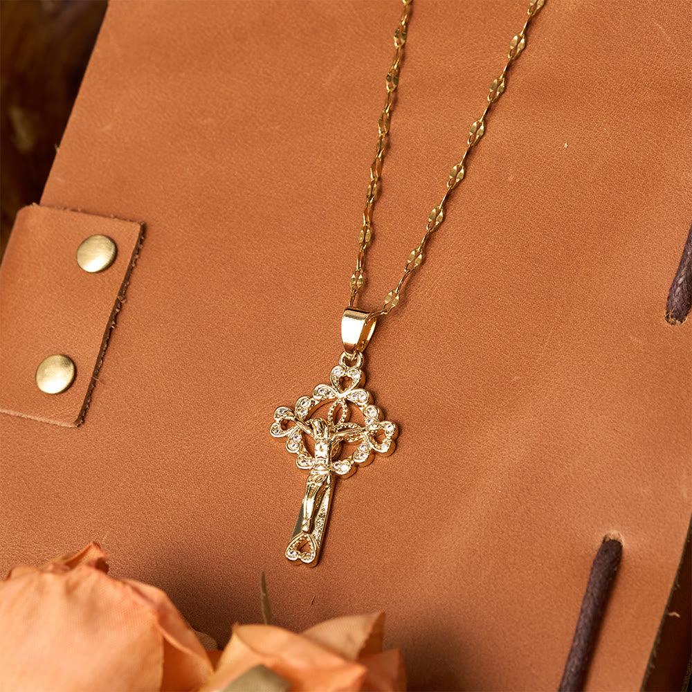 Christianartworkshop Collier pendentif clé crucifix incrusté de zirconiums : emblème de la grâce et de la foi rédemptrices - image 4