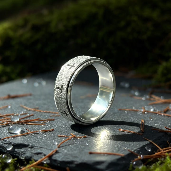 Christianartworkshop Bague anti-stress rotative en forme de croix : emblème d'une foi inébranlable - Argent - US 11 - image 0