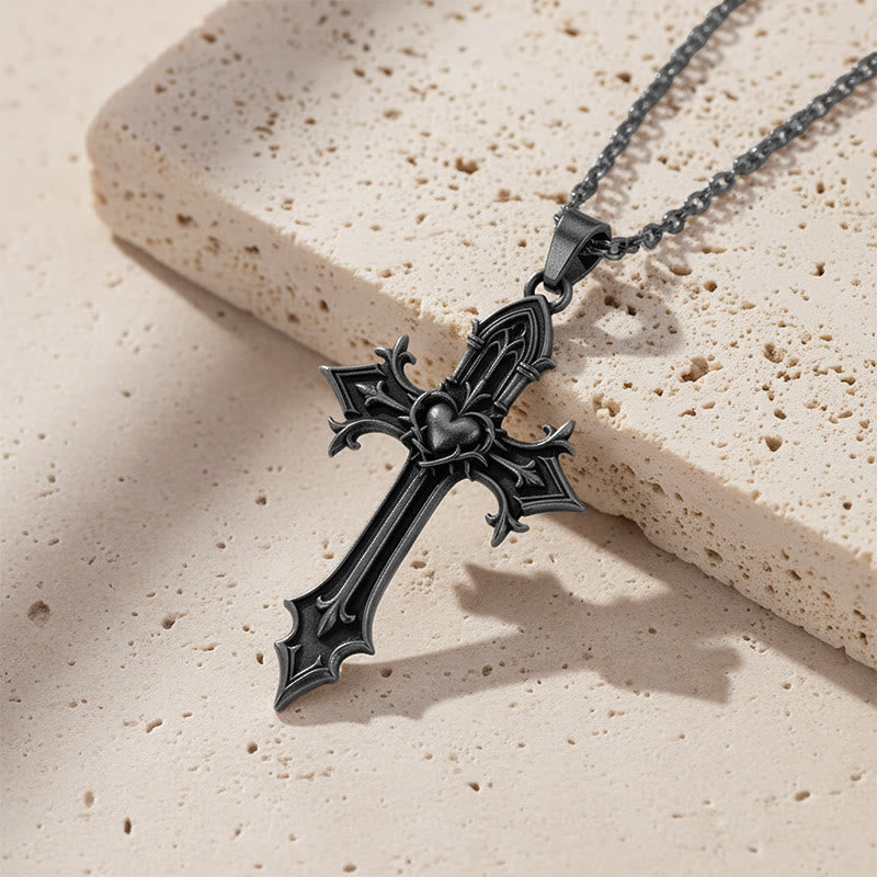 Christianartworkshop Collier pendentif croix gothique couronne d'épines : emblème du sacrifice et de la rédemption du Christ - Croix du cœur - image 4