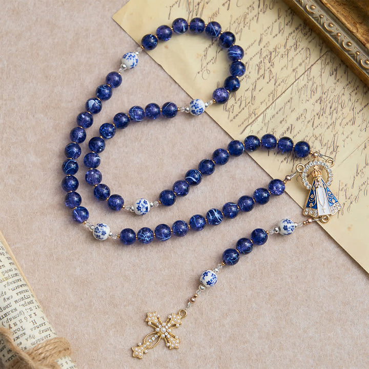 Christianartworkshop Chapelet en verre craquelé bleu foncé et perles de porcelaine avec une pièce maîtresse représentant Notre-Dame d'Aparecida - image 2