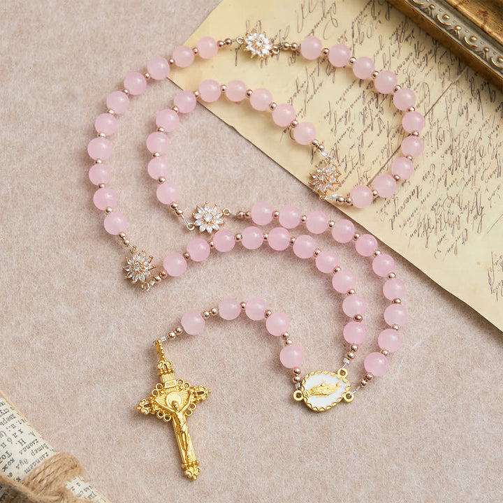 Chapelet en verre rose clair de Christianartworkshop avec perles de tournesol et centre de la Vierge Marie - Notre-Dame et le Crucifix - image 0