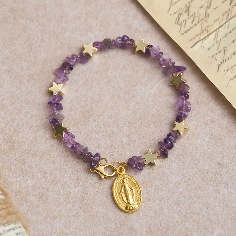 Christianartworkshop Bracelet chapelet en fil mémoire orné d'éclats d'améthyste naturelle et d'une médaille de Notre-Dame - image 5