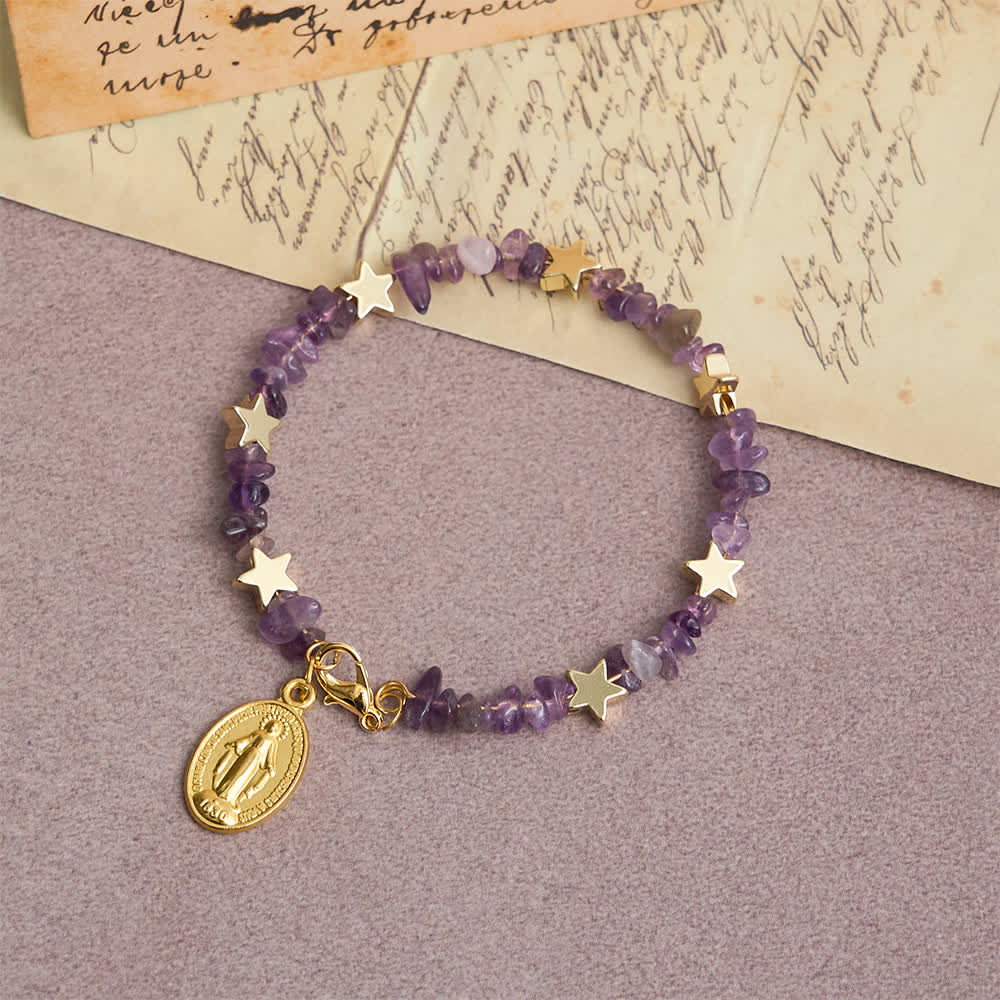 Christianartworkshop Bracelet chapelet en fil mémoire orné d'éclats d'améthyste naturelle et d'une médaille de Notre-Dame - image 6