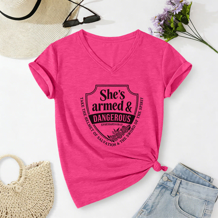 Christianartworkshop T-shirt décontracté à col en V « Elle est armée et dangereuse » - Rose - 2XL - image 24