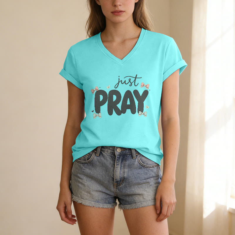 Christianartworkshop T-shirt décontracté à col en V Just PRAY - image 11