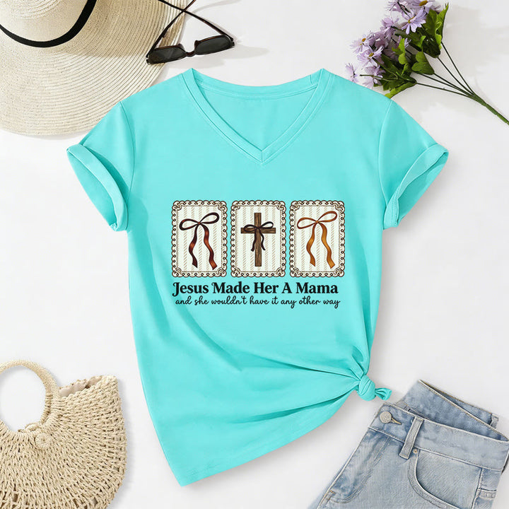 Christianartworkshop T-shirt décontracté à col en V « Jésus l'a faite maman » - Bleu ciel - 2XL - image 8