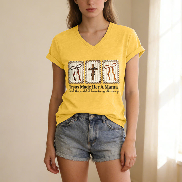 Christianartworkshop T-shirt décontracté à col en V « Jésus l'a faite maman » - image 7