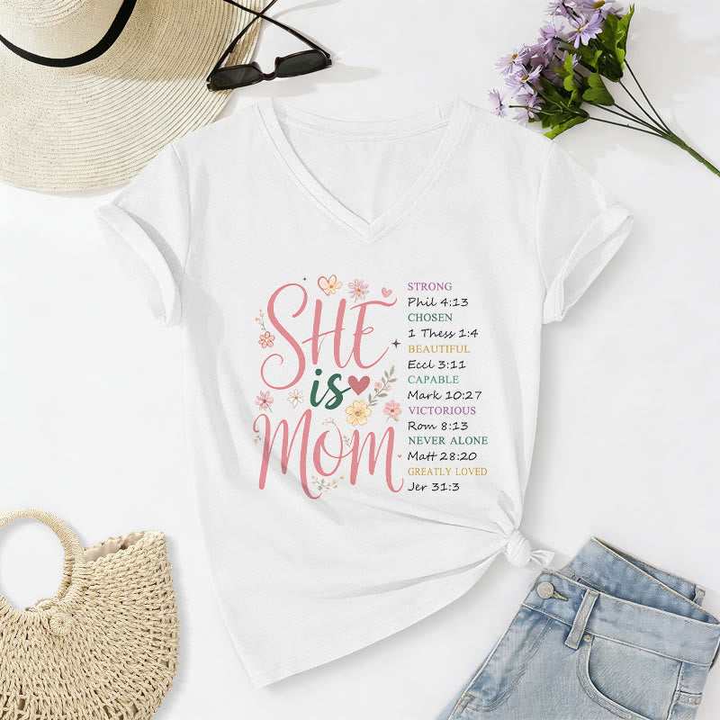 Christianartworkshop T-shirt décontracté à col en V « ELLE EST MAMAN » - Blanc - 2XL - image 4