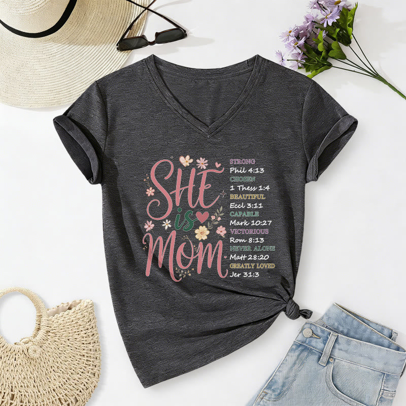Christianartworkshop T-shirt décontracté à col en V « ELLE EST MAMAN » - Gris foncé - 2XL - image 20