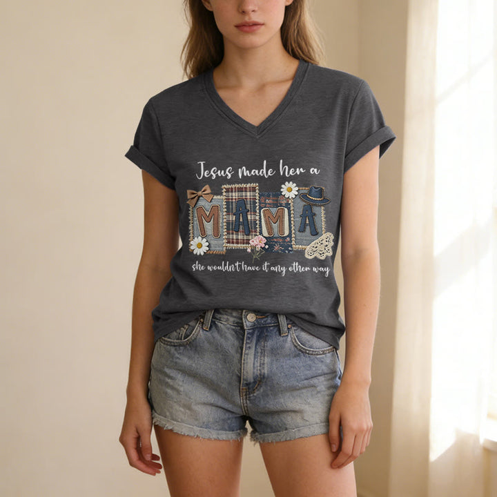 Christianartworkshop T-shirt décontracté à col en V avec motif graphique « Jésus l'a faite maman » - image 21