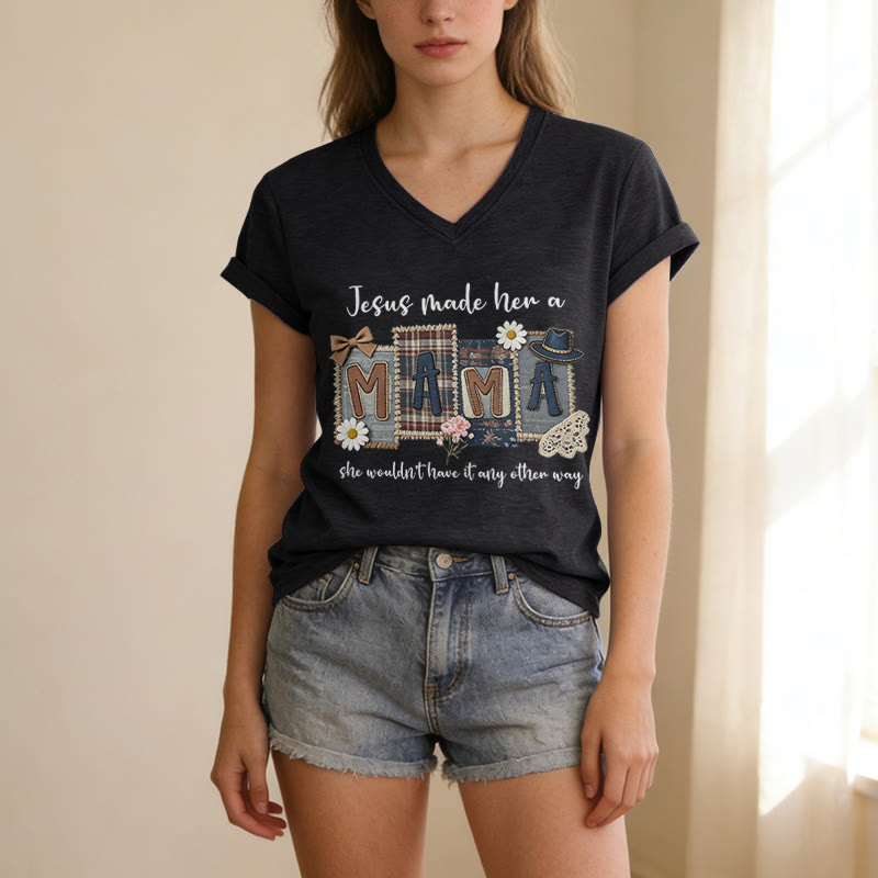 Christianartworkshop T-shirt décontracté à col en V avec motif graphique « Jésus l'a faite maman » - image 15