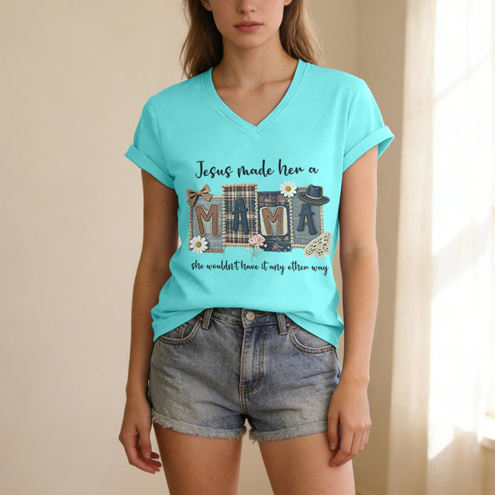 Christianartworkshop T-shirt décontracté à col en V avec motif graphique « Jésus l'a faite maman » - image 11