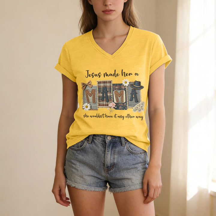 Christianartworkshop T-shirt décontracté à col en V avec motif graphique « Jésus l'a faite maman » - image 9