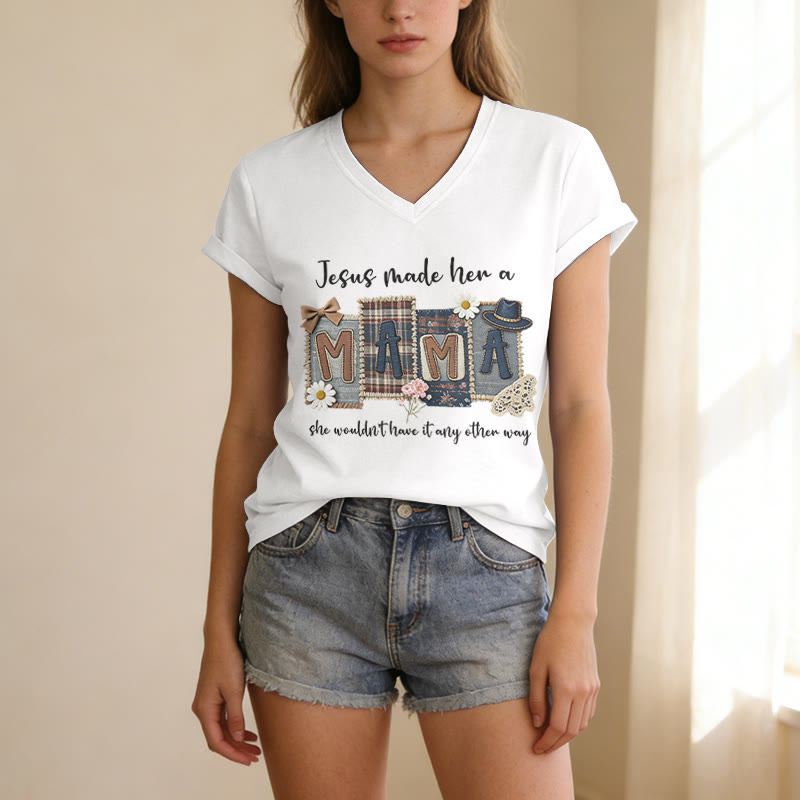 Christianartworkshop T-shirt décontracté à col en V avec motif graphique « Jésus l'a faite maman » - image 5