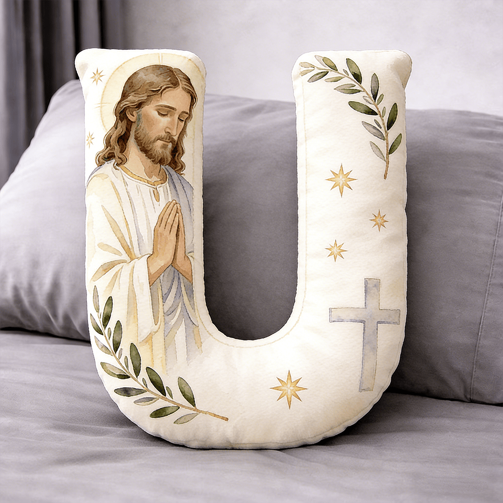 Christianartworkshop Coussin en forme de lettre avec croix de Jésus en prière : emblème de prière fervente et de foi intemporelle - 24" (60 cm) - U - image 20
