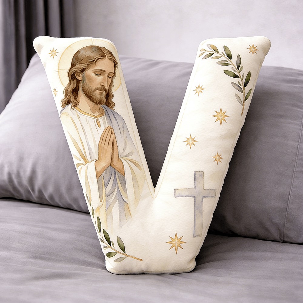 Christianartworkshop Coussin en forme de lettre avec croix de Jésus en prière : emblème de prière fervente et de foi intemporelle - 24" (60 cm) - V - image 21