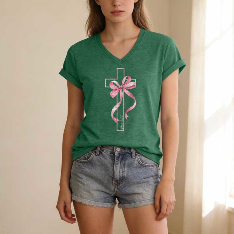 Christianartworkshop T-shirt décontracté à col en V avec motif croix et nœud rose - image 1