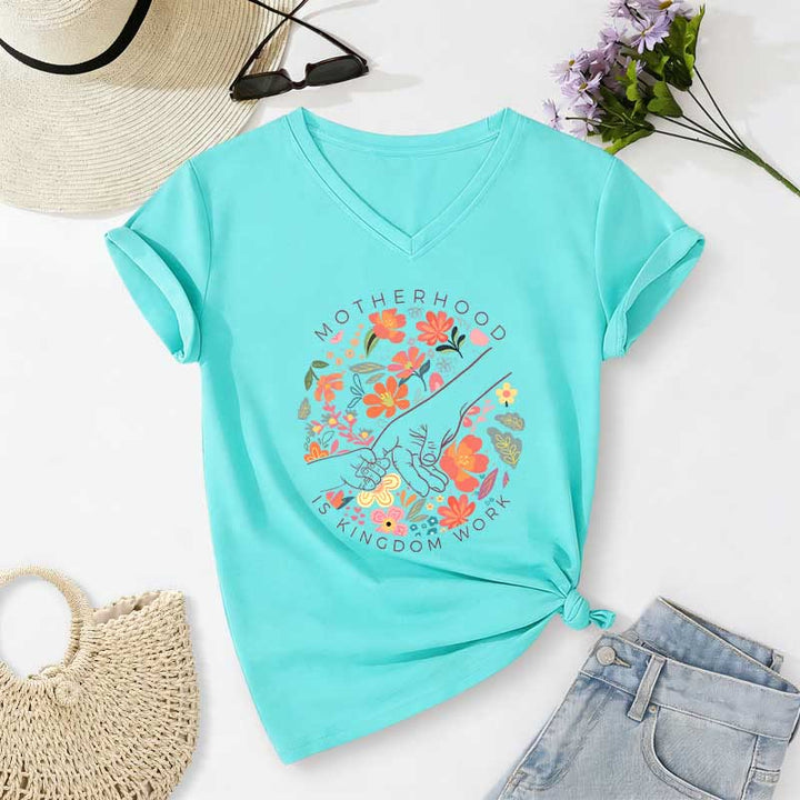Christianartworkshop T-shirt décontracté à col en V « La maternité est un royaume » avec motif floral fait main - Bleu ciel - 2XL - image 8