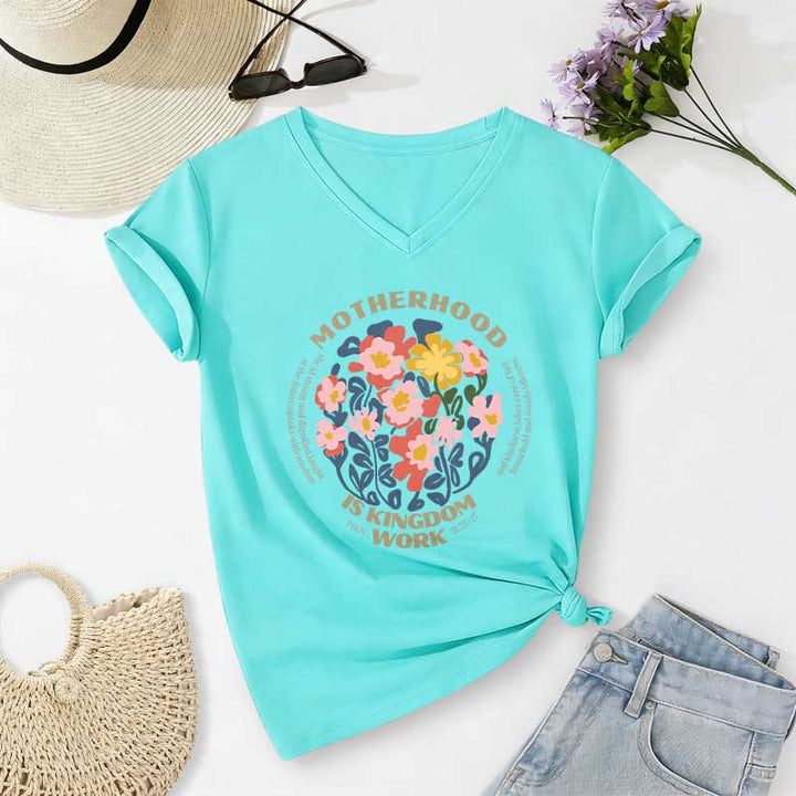 Christianartworkshop T-shirt bohème fleuri à col en V « La maternité est un royaume » pour le travail - image 10