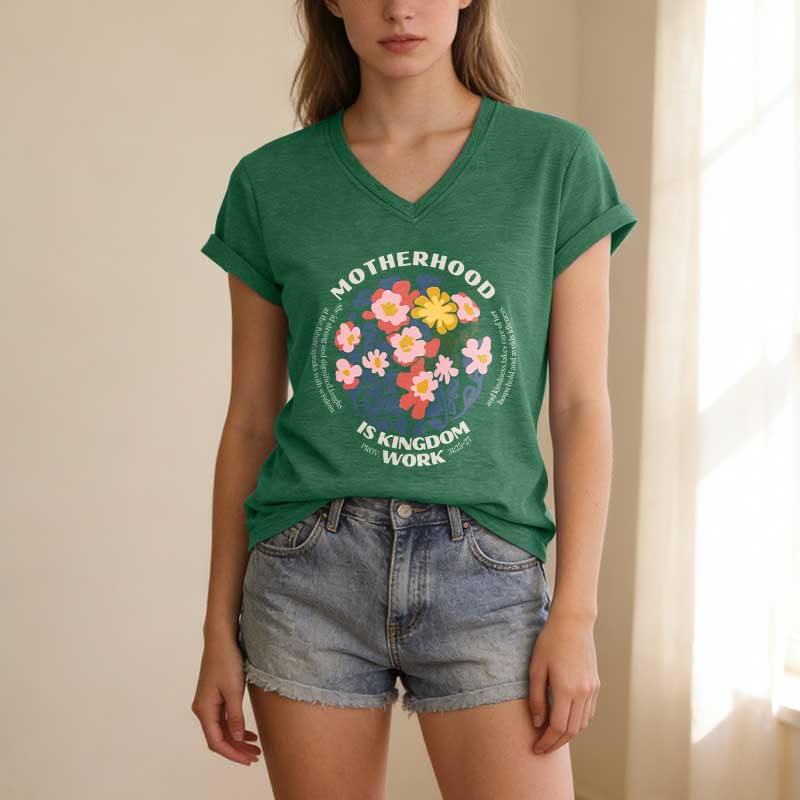 Christianartworkshop T-shirt bohème fleuri à col en V « La maternité est un royaume » pour le travail - image 1