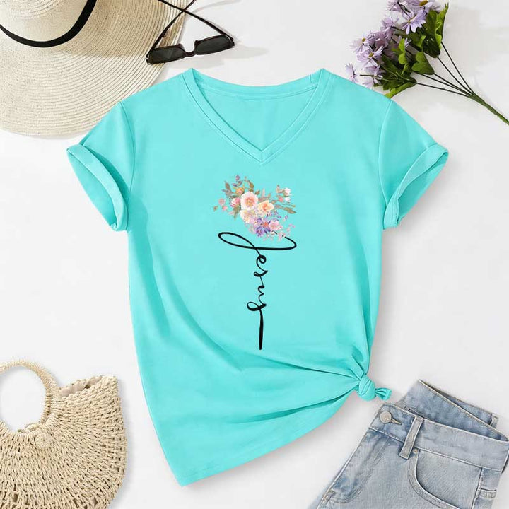 Christianartworkshop T-shirt décontracté à col en V avec motif floral et inscription cursive Jésus - Bleu ciel - 2XL - image 8