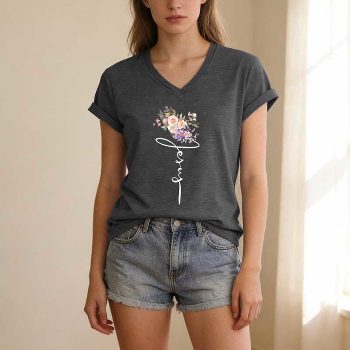 Christianartworkshop T-shirt décontracté à col en V avec motif floral et inscription cursive Jésus - image 21