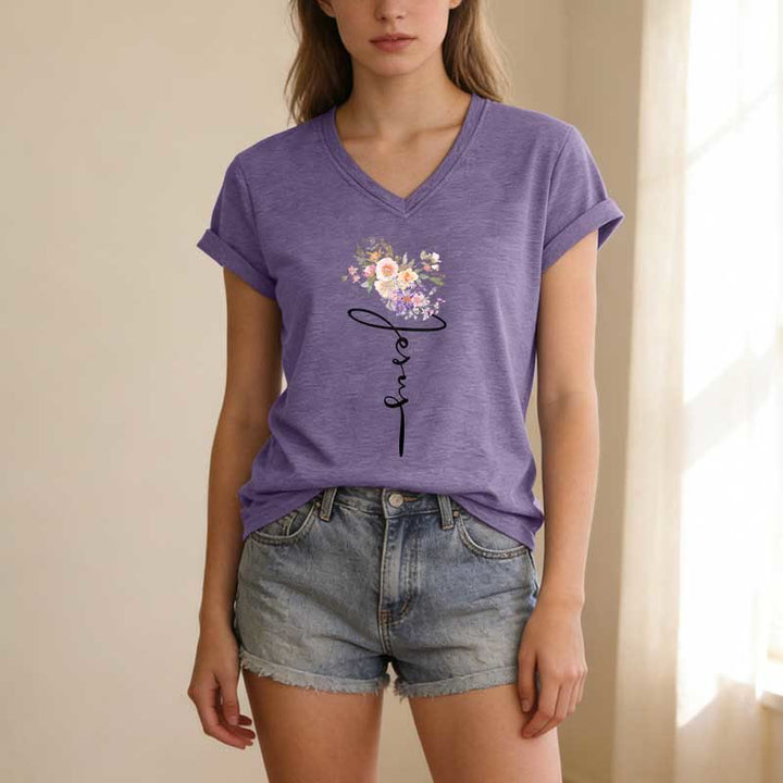 Christianartworkshop T-shirt décontracté à col en V avec motif floral et inscription cursive Jésus - image 17