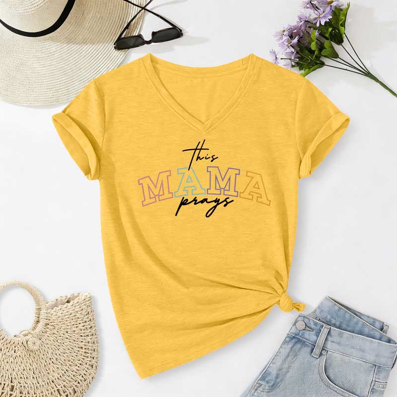 Christianartworkshop T-shirt décontracté à col en V « Maman prie en croix » - Jaune - 2XL - image 6