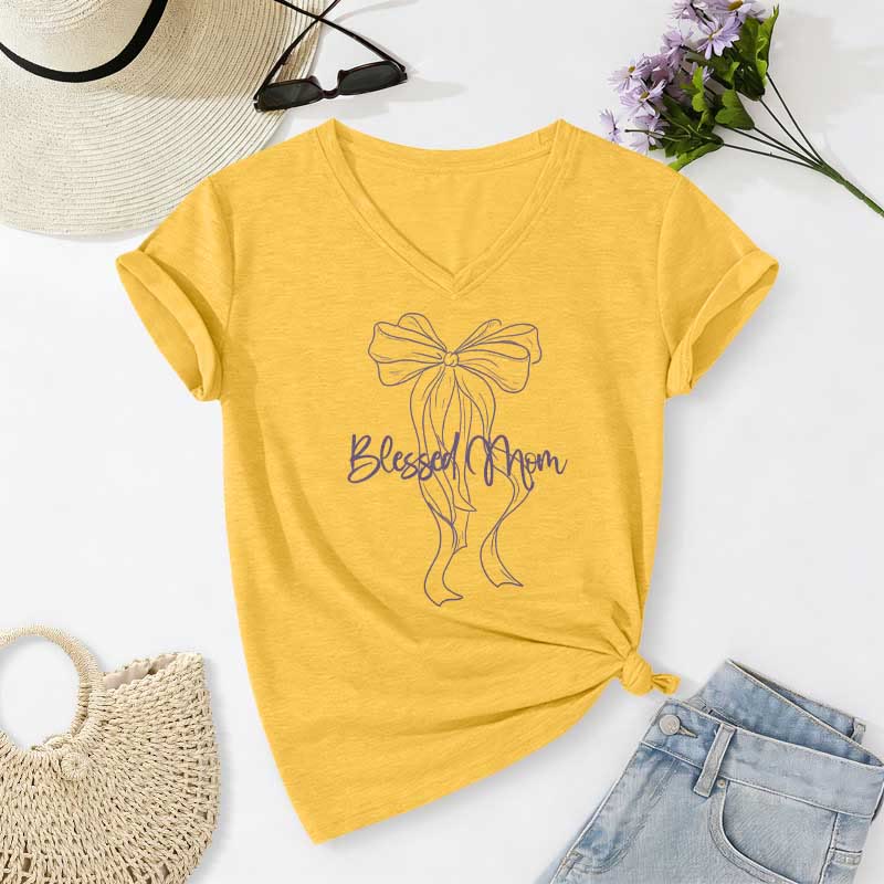Christianartworkshop T-shirt décontracté à col en V avec motif nœud papillon « Maman bénie » - Jaune - 2XL - image 8
