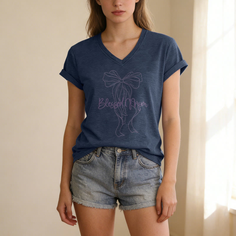 Christianartworkshop T-shirt décontracté à col en V avec motif nœud papillon « Maman bénie » - image 19