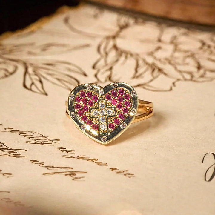 Christianartworkshop Bague imposante en forme de cœur sertie d'une croix pavée : symbole d'amour sacré et de grâce - image 3