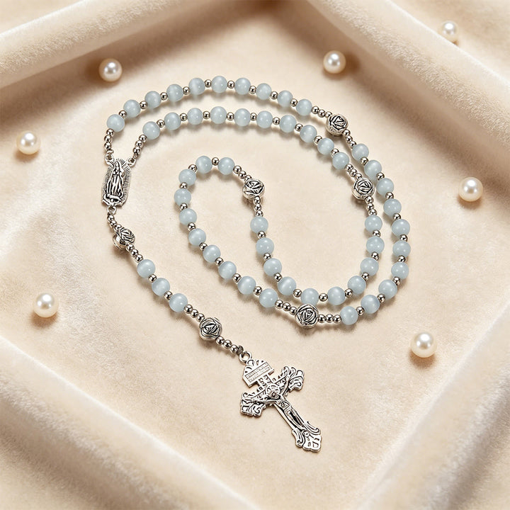 Christianartworkshop Chapelet en pierre œil-de-chat blanche lumineuse avec médaille de Notre-Dame et crucifix orné - image 6