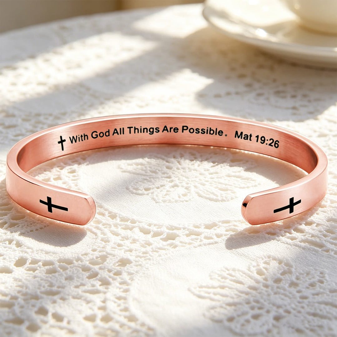 Christianartworkshop Bracelet manchette croix avec verset biblique Matthieu 19:26 : Avec Dieu, tout est possible, symbole de foi - Or rose - image 0