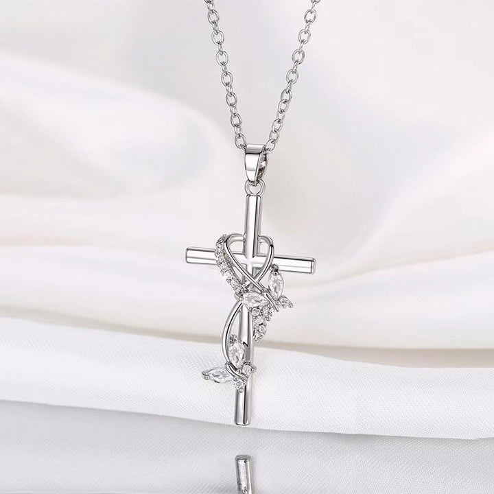 Christianartworkshop Collier pendentif croix papillon en zircon et vigne enroulée : bijou de foi et de rédemption sacrée à 4 couleurs - Blanc - image 0