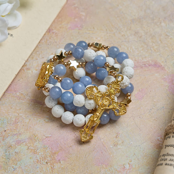 Christianartworkshop Chapelet en pierre volcanique blanche naturelle et perles d'aigue-marine : Calme de la nature et rêves étoilés - image 4