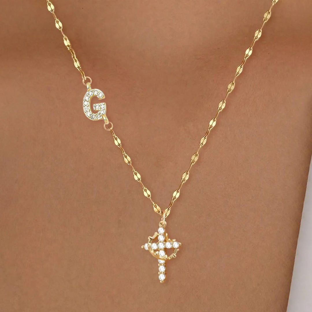Collier croix couronne personnalisée avec initiale AZ, tons or et argent, de Christianartworkshop : bijou pendentif monogramme sacré personnalisé - G - Doré - image 9