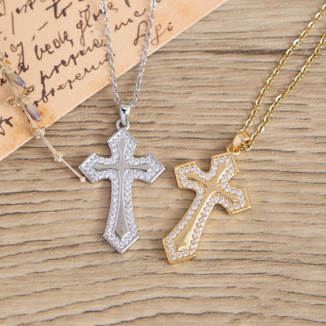 Christianartworkshop Collier pendentif croix moderne à plusieurs rangs de zircon : Bijou sacré et élégant, symbole de foi. - image 2