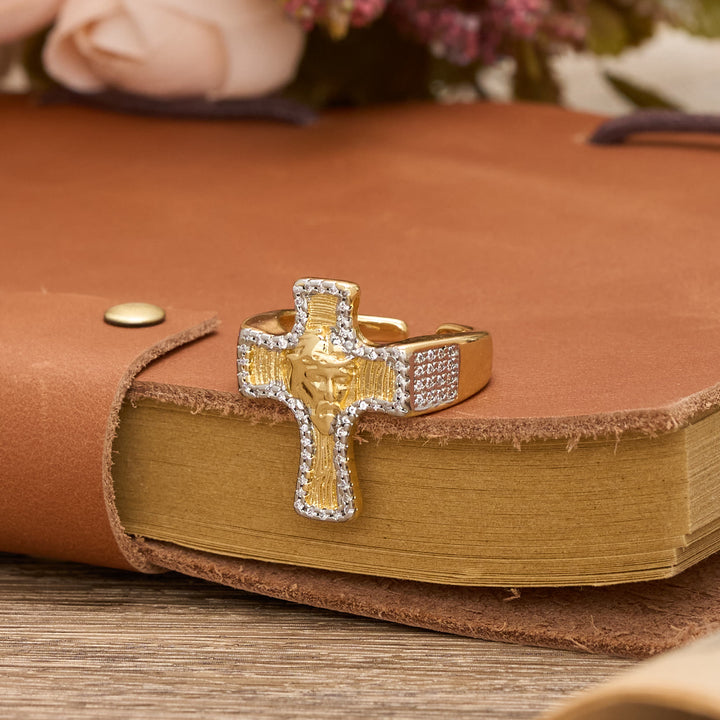Christianartworkshop Bague ouverte en forme de croix avec le visage de Jésus : un symbole audacieux de la grâce rédemptrice - Croix de Jésus (Convient aux tailles américaines 6 à 8) - image 0
