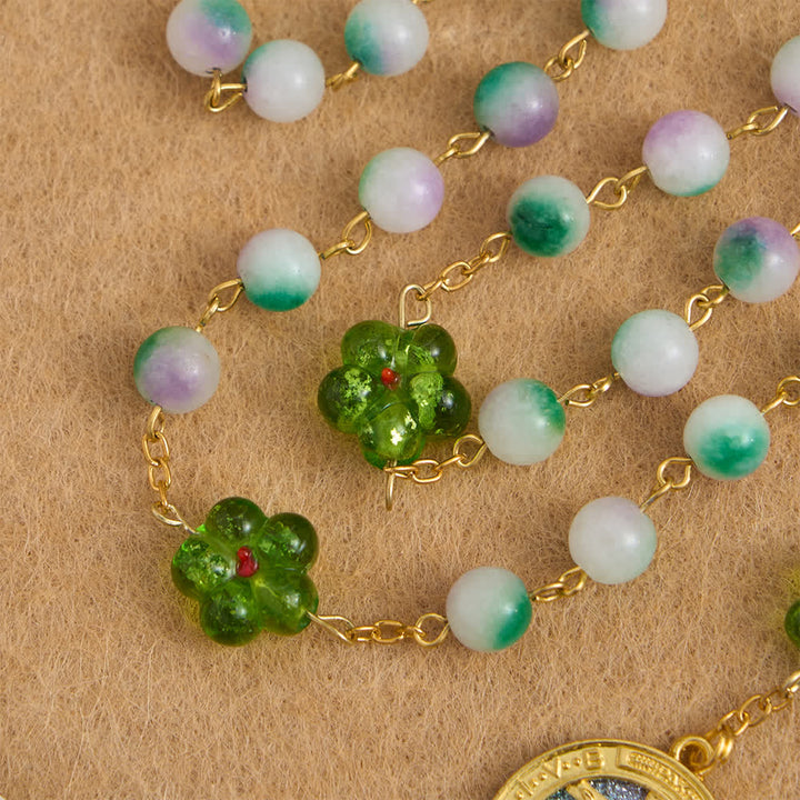 Christianartworkshop Chapelet de Saint Benoît en perles de calcédoine violette avec fleur verte et crucifix étincelant - image 7